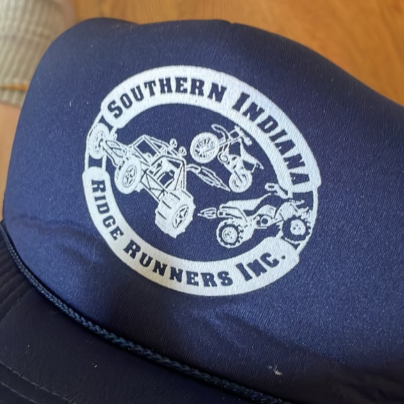 Deadstock off-roading trucker cap - Picture 3 of 4